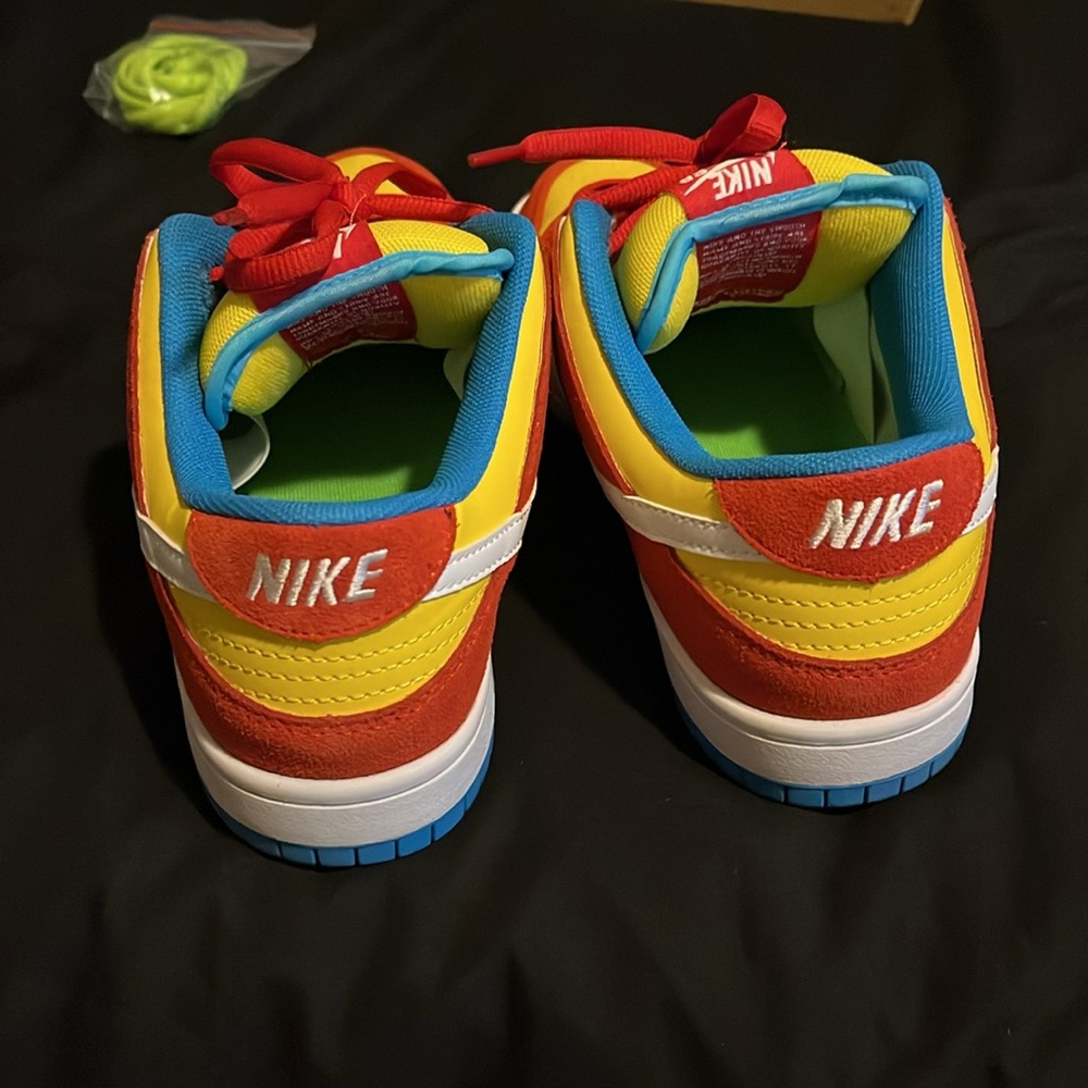 Nike - Picture 6 of 6